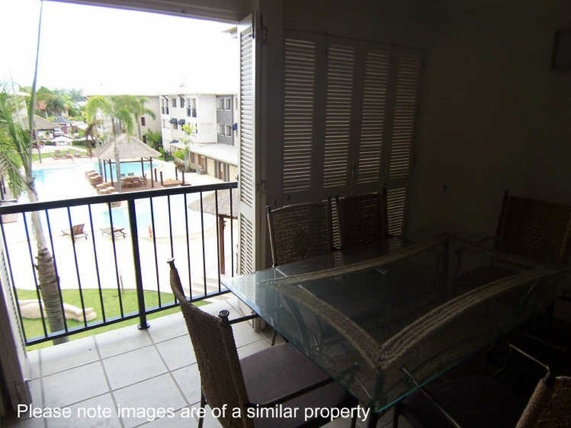 102/22 Ward Street, Mooroobool QLD 4870