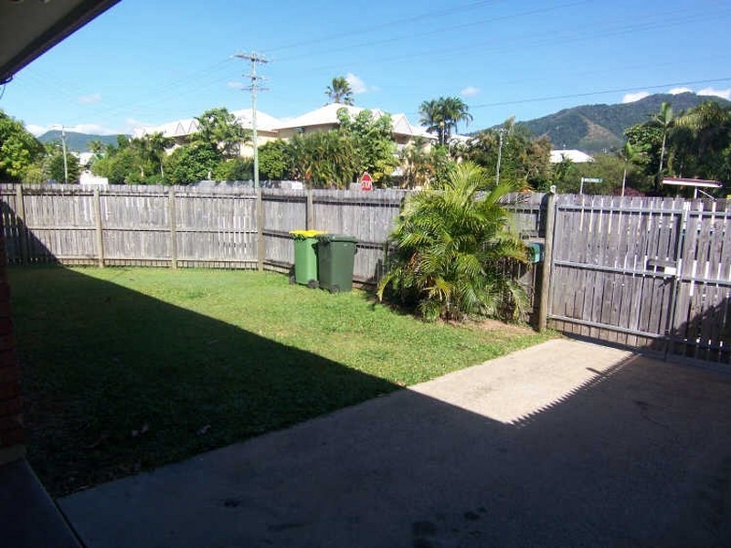 1/82 Birch Street, Manunda QLD 4870