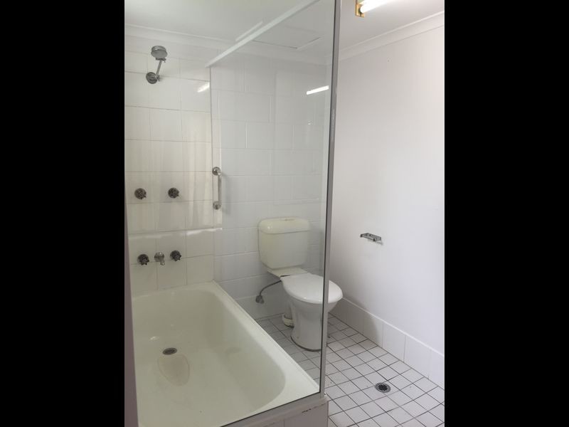 1/71 Boland Street, Westcourt QLD 4870