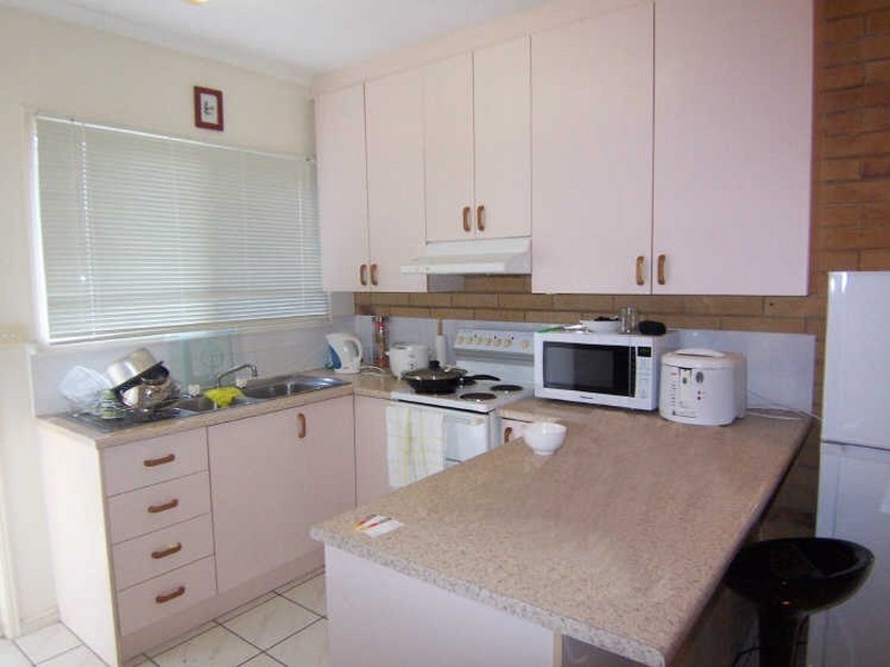 9/6 Grantala Street, Manoora QLD 4870