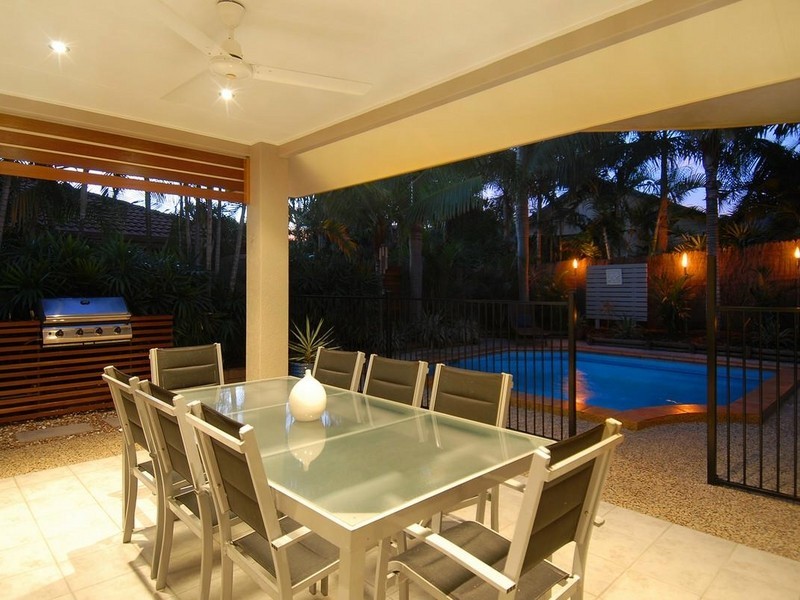 8 Kipling Street, Brinsmead QLD 4870