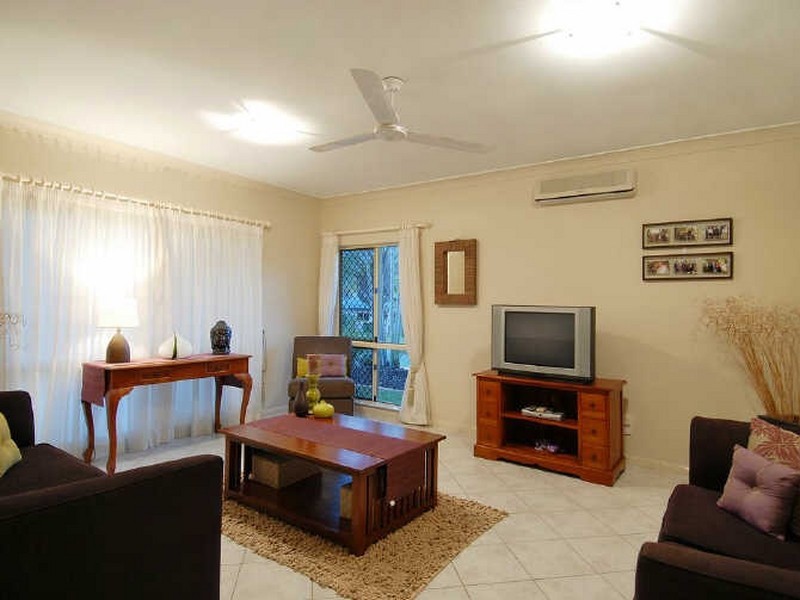 8 Kipling Street, Brinsmead QLD 4870