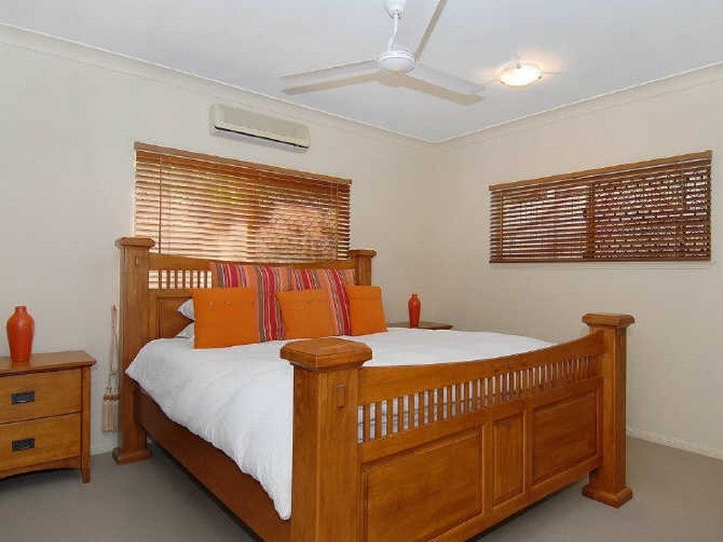 8 Kipling Street, Brinsmead QLD 4870