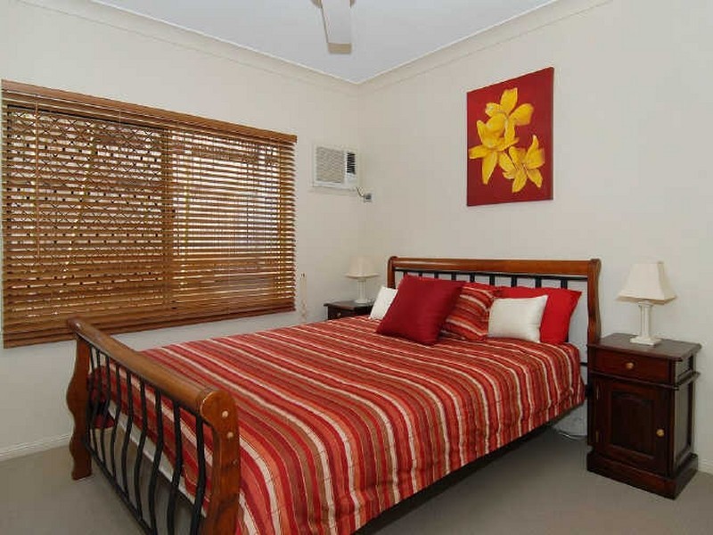 8 Kipling Street, Brinsmead QLD 4870