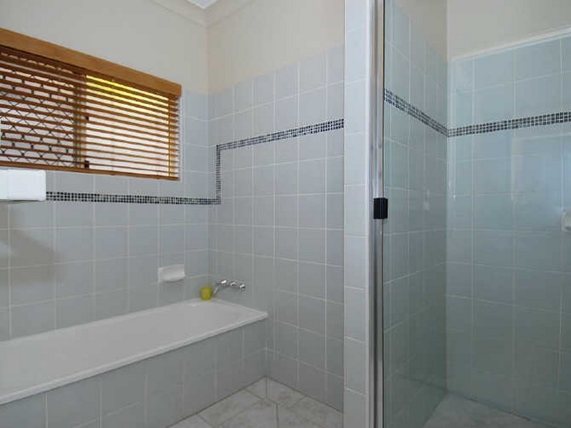 8 Kipling Street, Brinsmead QLD 4870