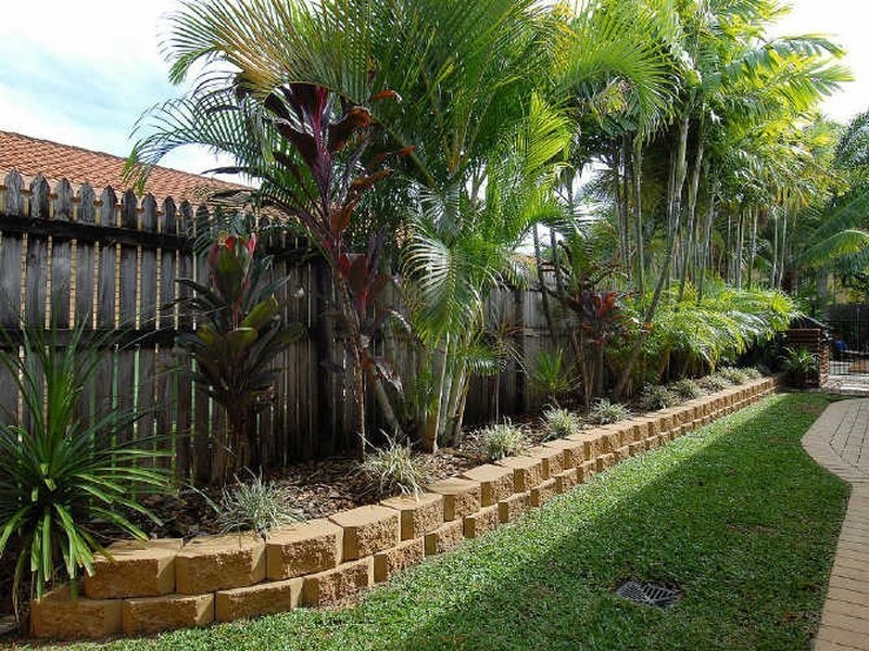 8 Kipling Street, Brinsmead QLD 4870