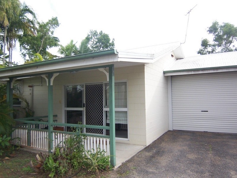 1/10 Ireland Crescent, Whitfield QLD 4870