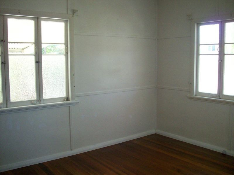 53 Jones Street, Westcourt QLD 4870