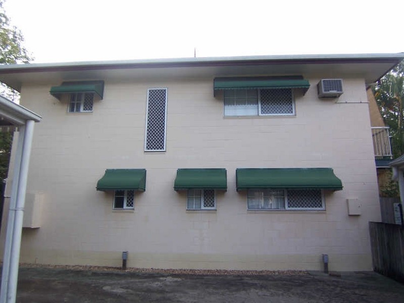 1/12 Le Grande Street, Freshwater QLD 4870