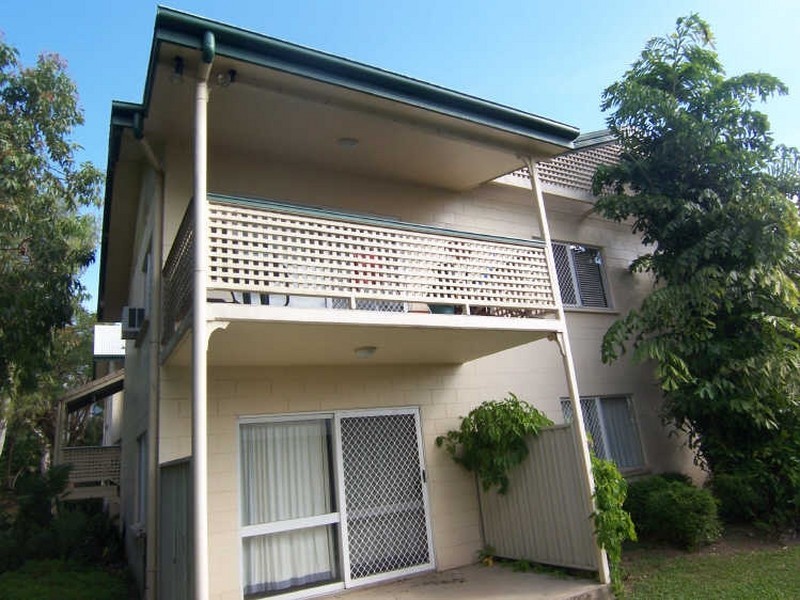 10/7 Charlotte Close, Woree QLD 4868