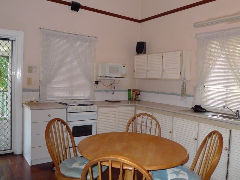 148 Hoare Street, Manunda QLD 4870