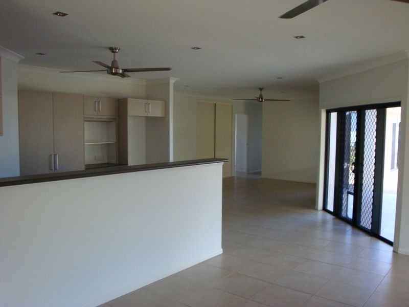 108 Mcfarlane Drive (Lot 429), Kanimbla QLD 4870