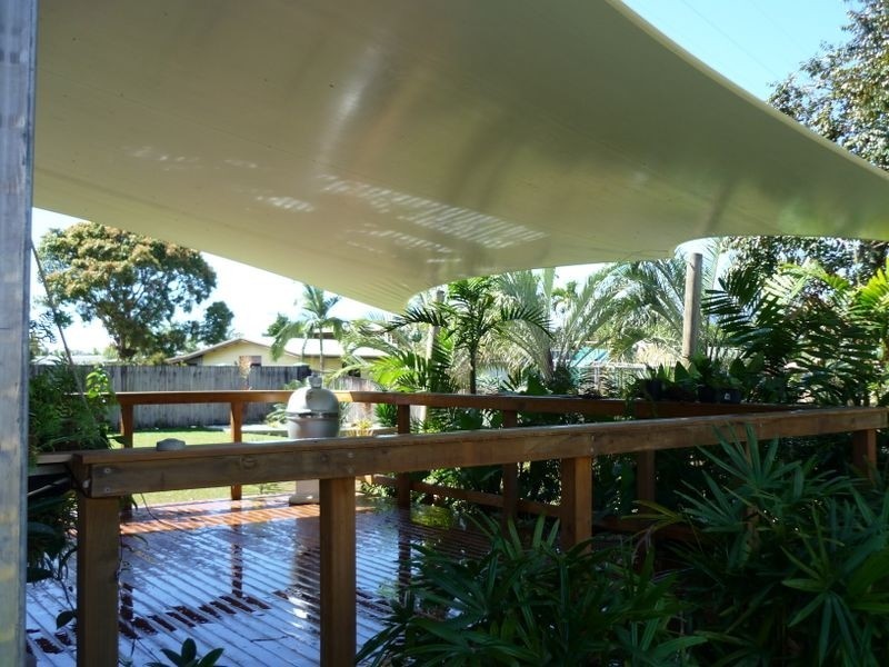 4 Pearl Close, Bayview Heights QLD 4868