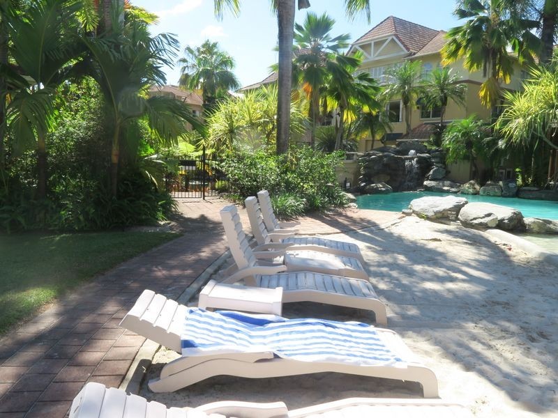 310/2 Greenslopes Street, Cairns North QLD 4870