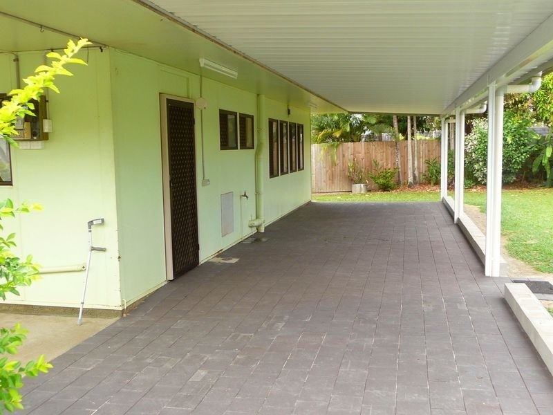 17 Solager Street, Manoora QLD 4870