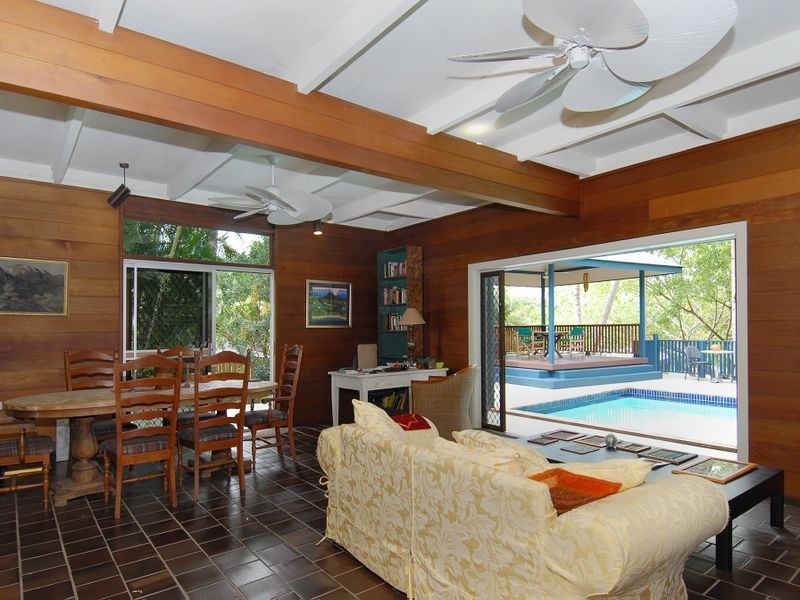 48 Ponticello Street, Whitfield QLD 4870