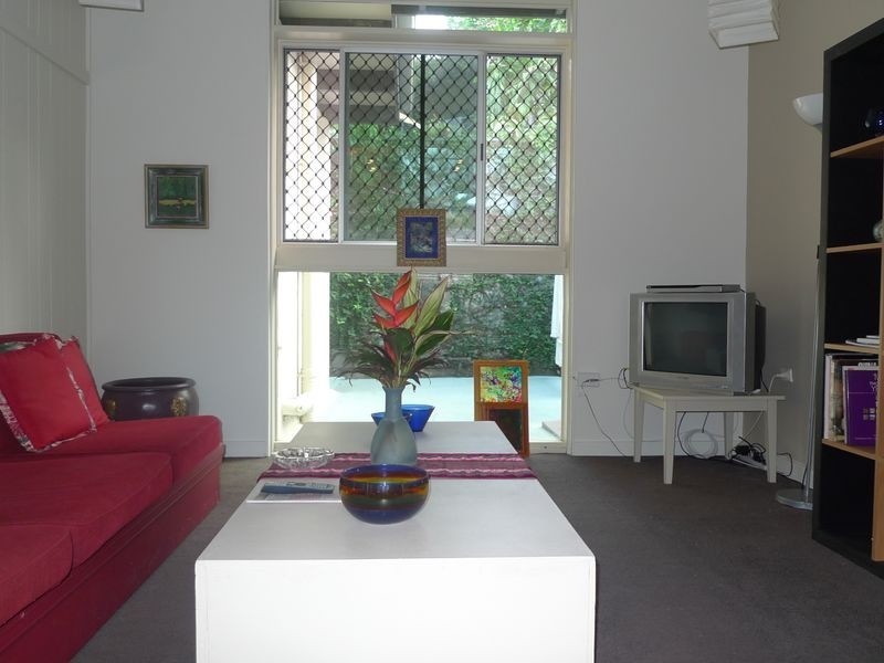 48 Ponticello Street, Whitfield QLD 4870