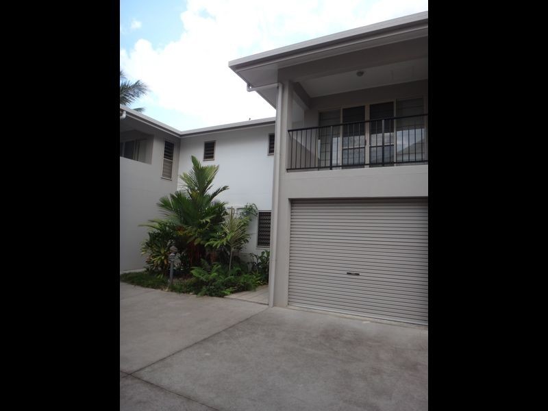7/12-14 Old Smithfield Road, Freshwater QLD 4870
