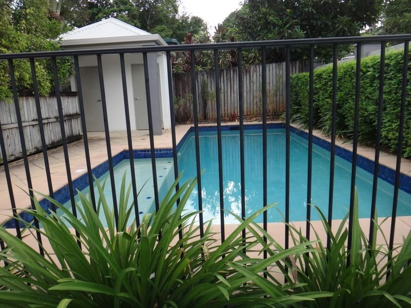 7/12-14 Old Smithfield Road, Freshwater QLD 4870