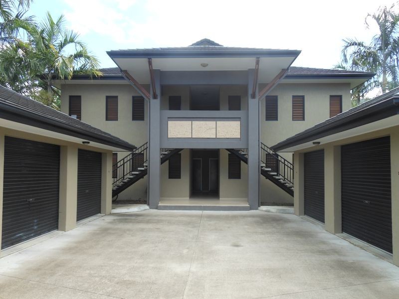 2/83 Hayward Street, Mooroobool QLD 4870