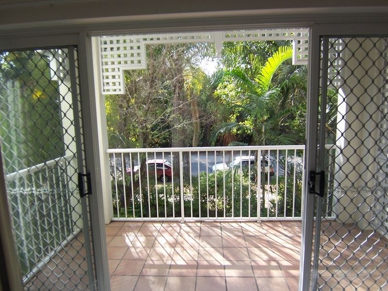 8/193 Mayers Street, Manoora QLD 4870