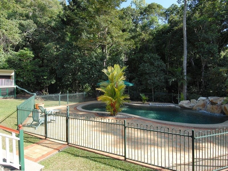 8 Kurrajong Street, Earlville QLD 4870