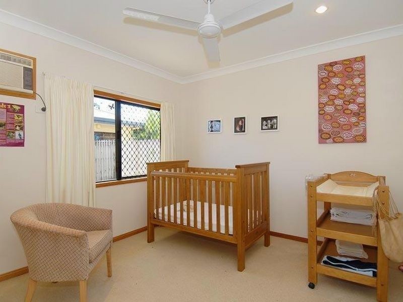 13 St Albans Close, Brinsmead QLD 4870