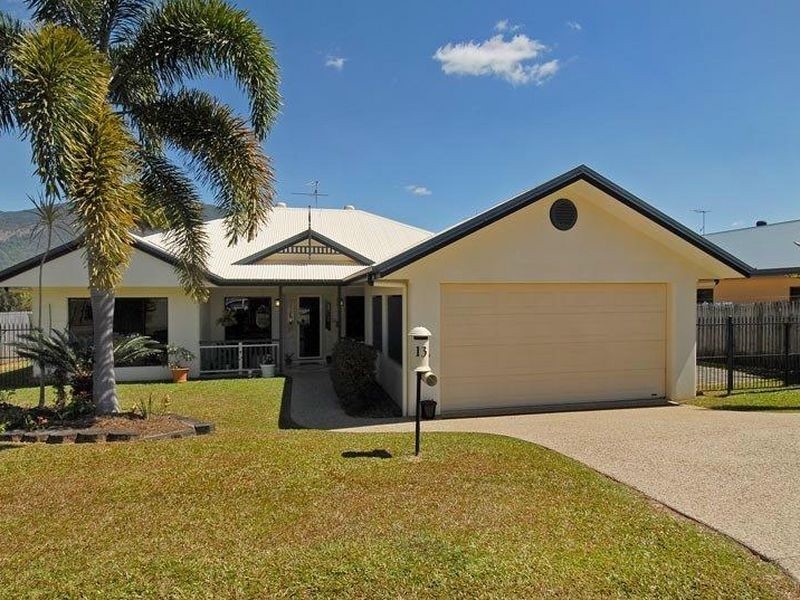 13 St Albans Close, Brinsmead QLD 4870