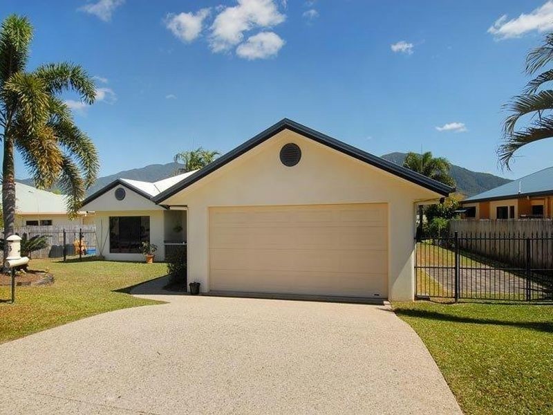 13 St Albans Close, Brinsmead QLD 4870