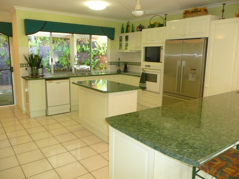 3 Torazzi Place – City View Estate, Mooroobool QLD 4870