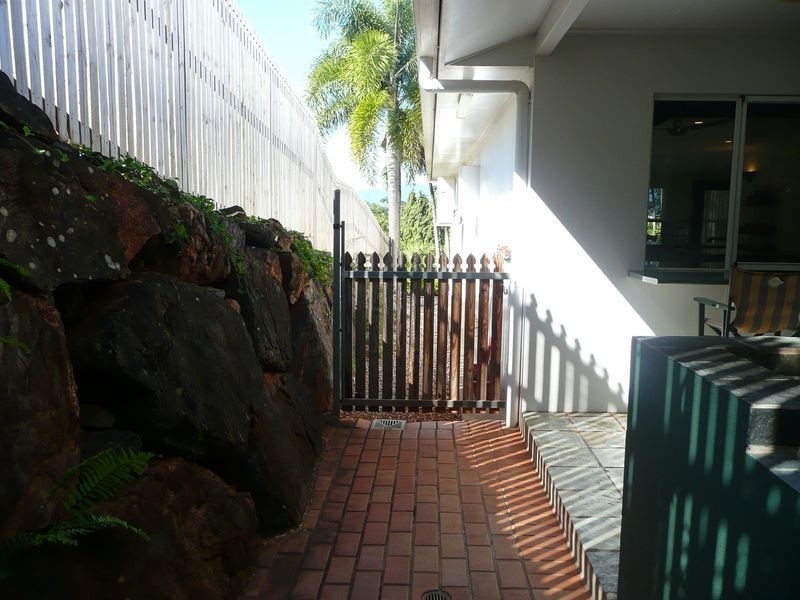 3 Torazzi Place – City View Estate, Mooroobool QLD 4870