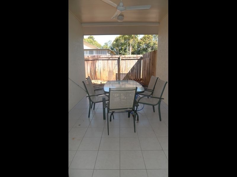 27/190 Irene Street, Mooroobool QLD 4870