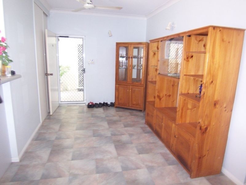 8/24-26 Springfield Crescent, Manoora QLD 4870