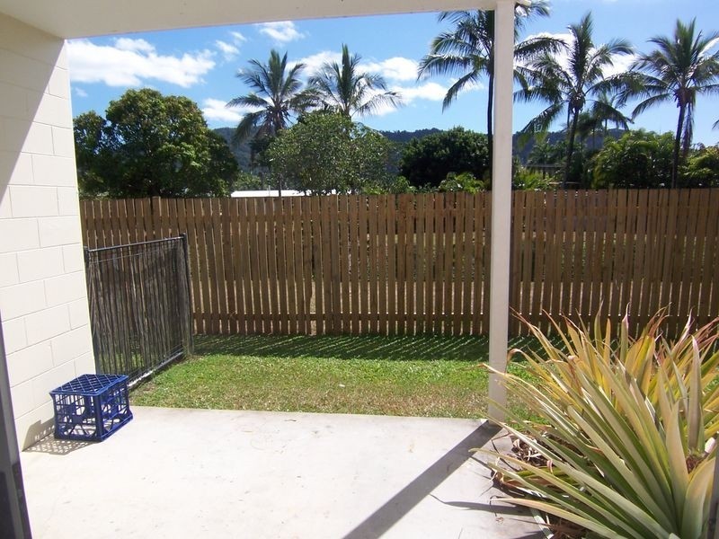 8/24-26 Springfield Crescent, Manoora QLD 4870