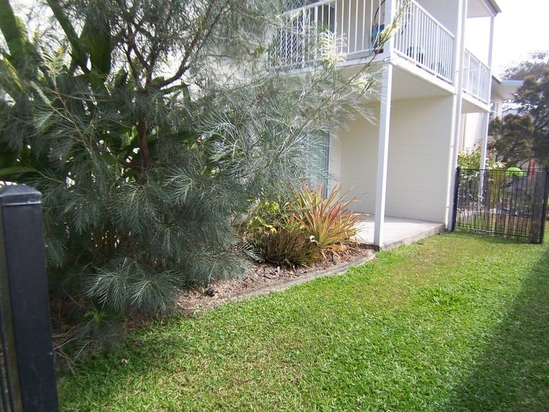 8/24-26 Springfield Crescent, Manoora QLD 4870