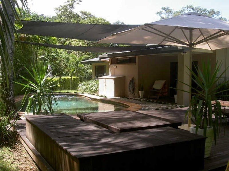 7 Pine Tree Close, Bayview Heights QLD 4868