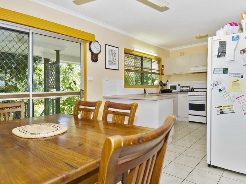 11 Turquoise Close, Bayview Heights QLD 4868