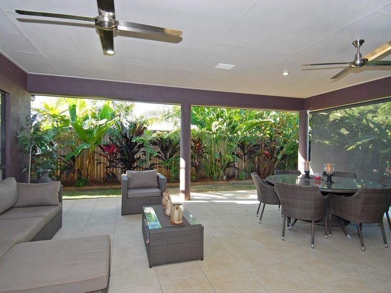 7 Teraglin Street, Kanimbla QLD 4870