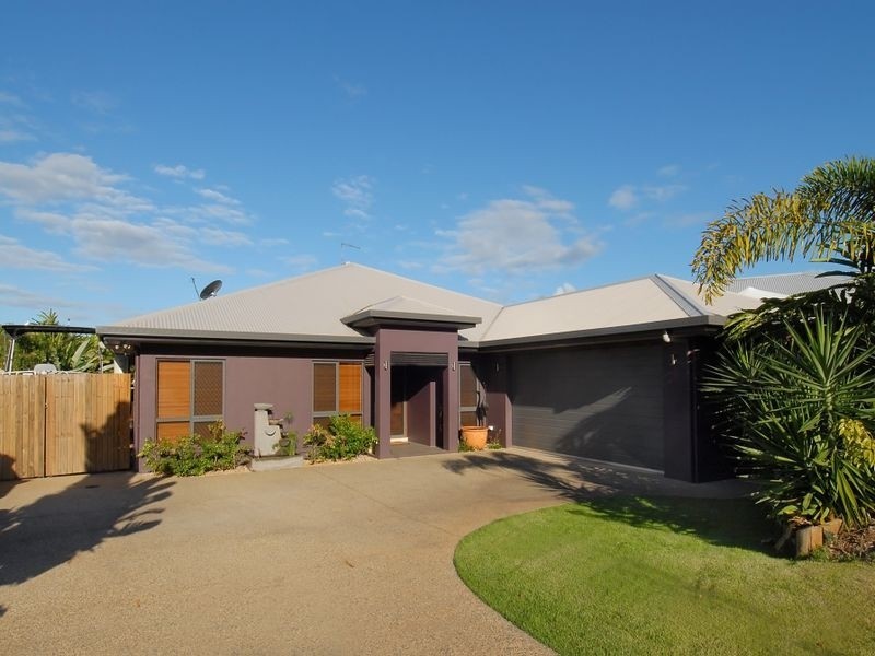 7 Teraglin Street, Kanimbla QLD 4870