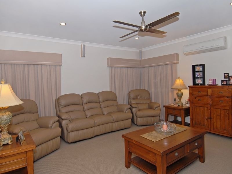 7 Teraglin Street, Kanimbla QLD 4870