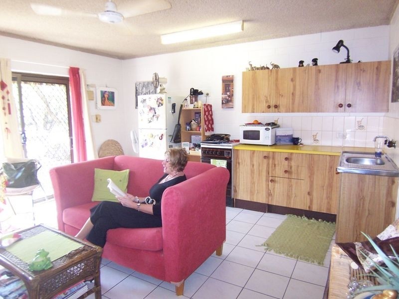 5/2 McPherson Close, Edge Hill QLD 4870