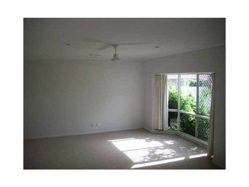 24 Lily Court, South Boulavade, Kewarra Beach QLD 4879