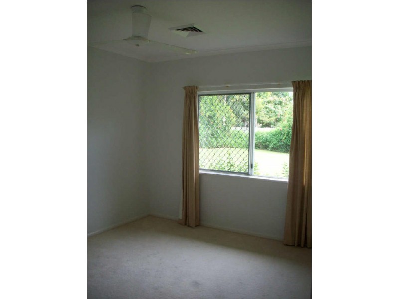 24 Lily Court, South Boulavade, Kewarra Beach QLD 4879