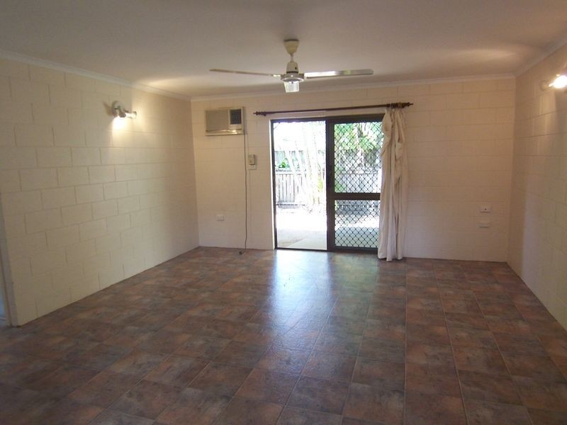 4/6 Armbrust Street, Manoora QLD 4870