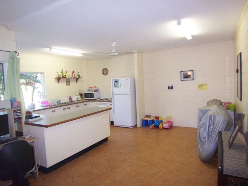 15/40 Old Smithfield Road, Freshwater QLD 4870