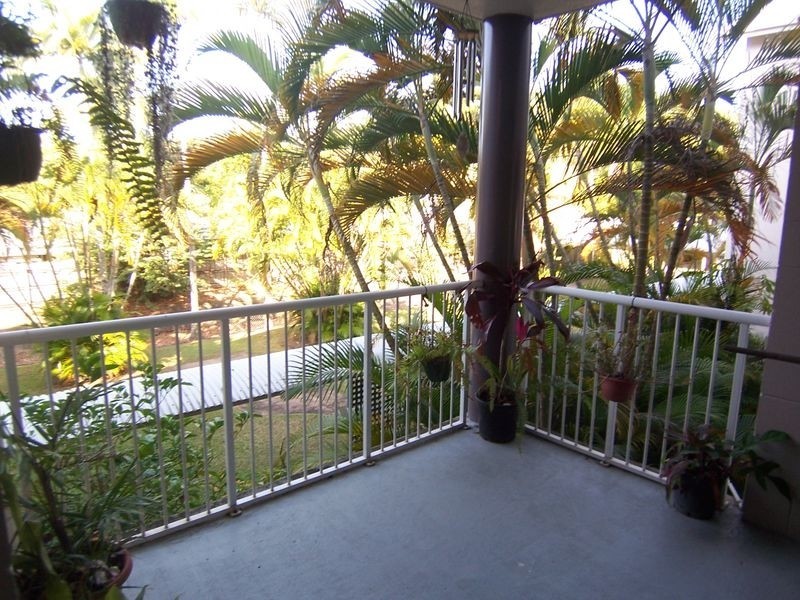 15/40 Old Smithfield Road, Freshwater QLD 4870