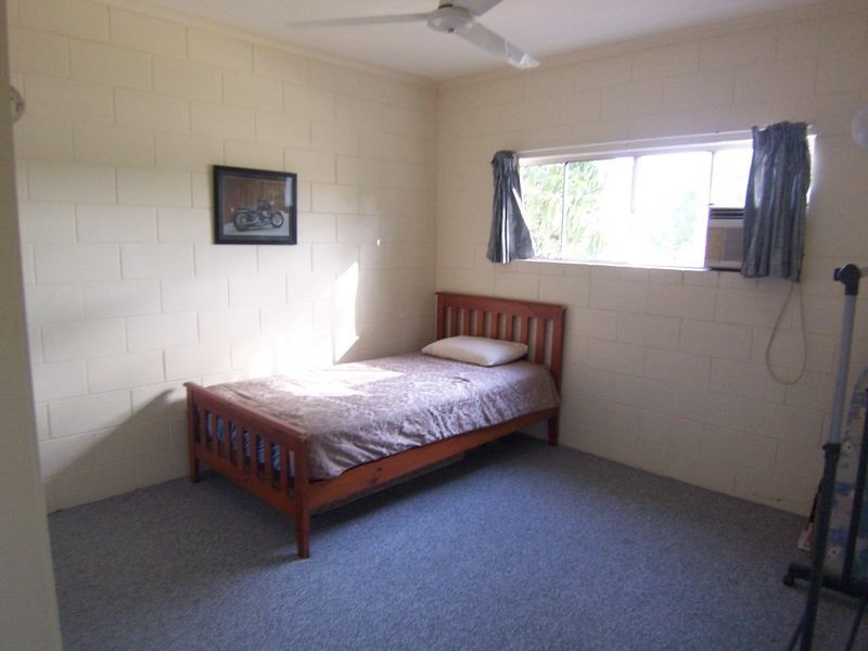 15/40 Old Smithfield Road, Freshwater QLD 4870