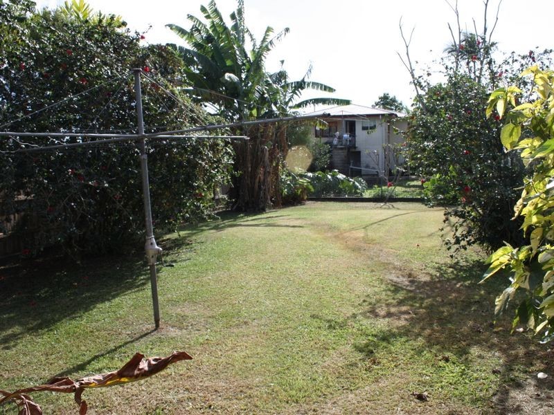 74 Wilks Street, Bungalow QLD 4870