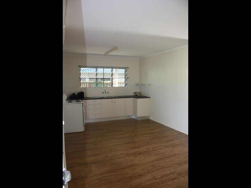 74 Wilks Street, Bungalow QLD 4870