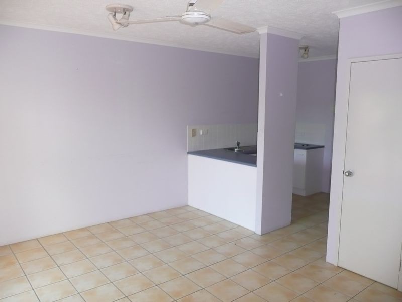 9/129 Oleander Street, Holloways Beach QLD 4878